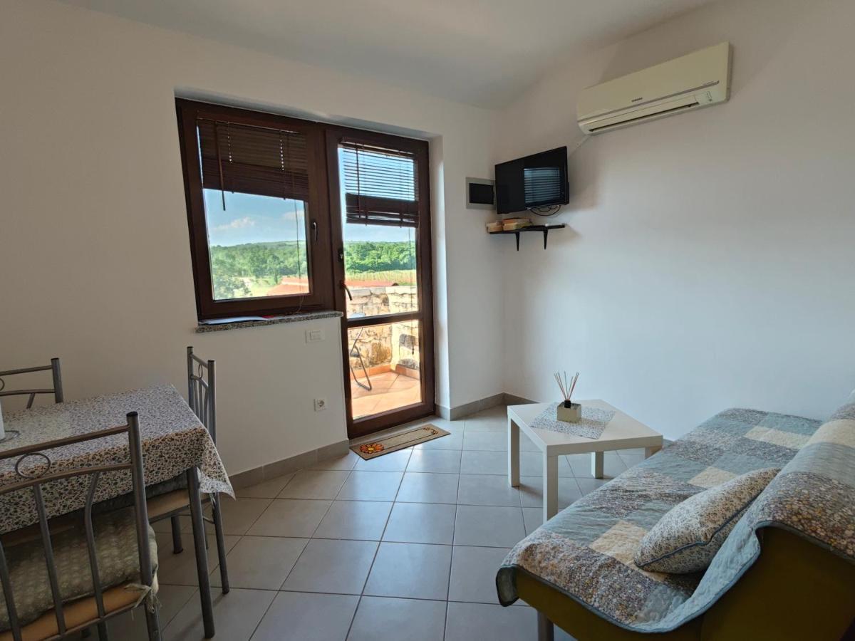 Apartments Bevanda Bale Exterior photo