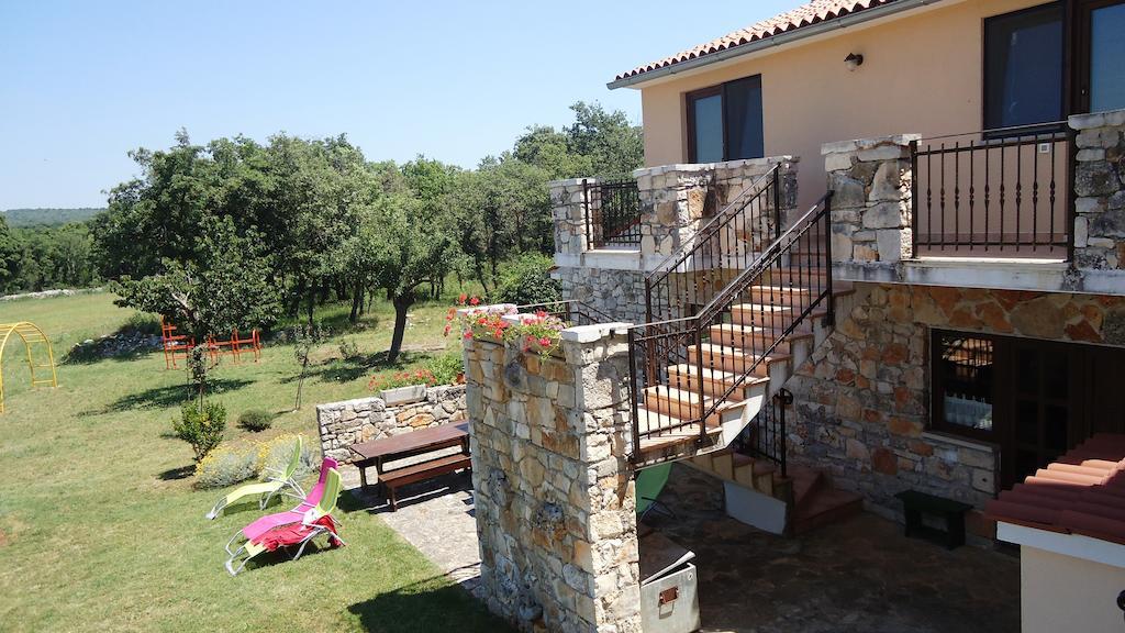 Apartments Bevanda Bale Exterior photo
